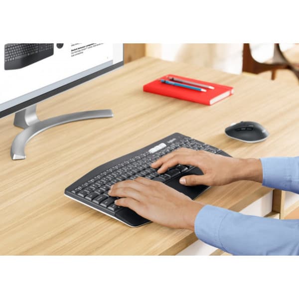 Logitech MK850 Performance -näppäimistö ja hiiri