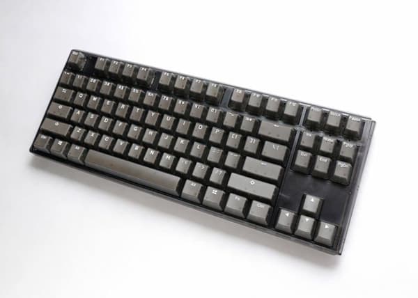 Le Ducky One 3 Aura Black TKL Gaming Keyboard, RGB LED är ett måste för spelentusiaster.