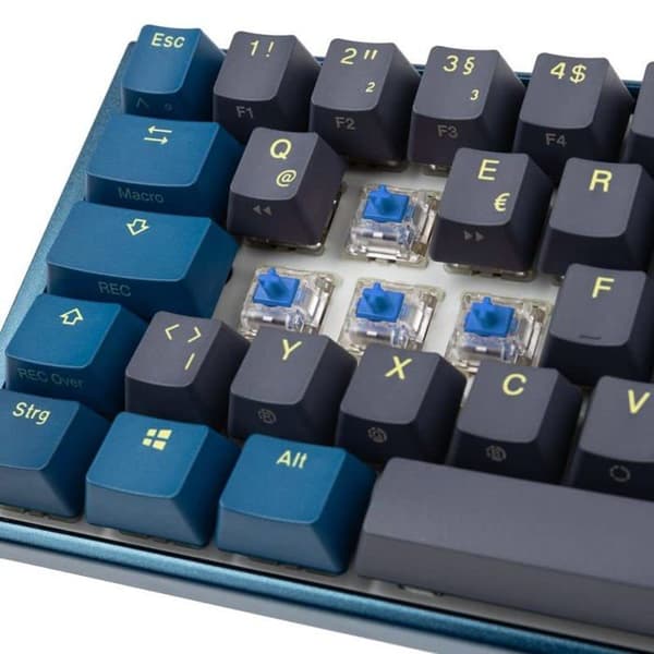 La Ducky One 3 Daybreak SF Gaming-tangentbord, RGB LED är en riktig pärla för videospelentusiaster. Dess noggrant genomtänkta design