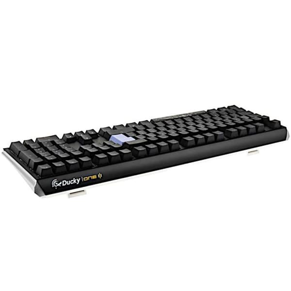 Ducky One 3 Classic Black/White Gaming-tangentbord, RGB LED är ett verkligt konstverk inom världen av gaming-tangentbord. Dess koncept
