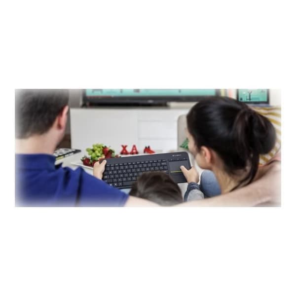 LOGITECH K400 Plus Tangentbord - Trådlöst - Pekplatta - Ungersk QWERTZ - Svart