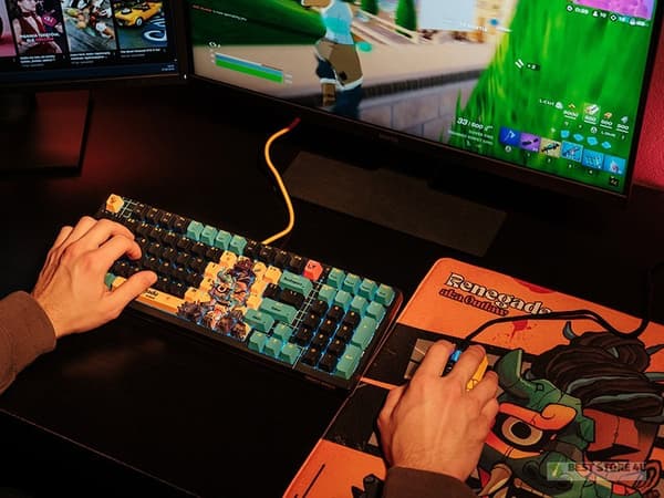 A4TECH BLOODY AT98 RENEGADE USB mekanisk tastatur (Alpha Switches)