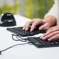 Miniatyrbild 2 av 3: Ergonomiskt tangentbord R-Go Tools - USB - AZERTY Franska - Svart
