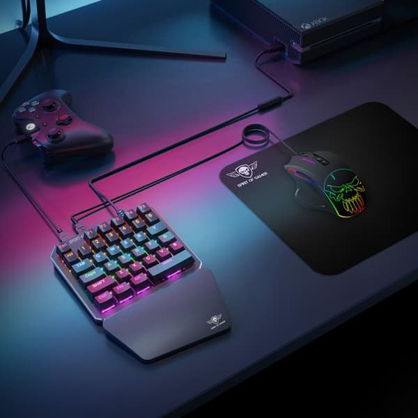 SPIRIT OF GAMER – XPERT G700 – Mekaniskt tangentbord RGB-omvandlare + 3200 DPI-mus för PS4, XBOX ONE, SWITCH och PC-konsoler