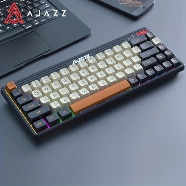 Mechanisk tangentbord, Bluetooth trådlös, 68 tangenter, USB-gränssnitt,svart, Vit Switch