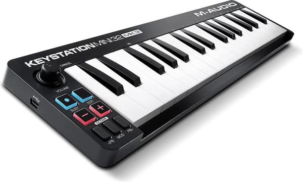 M-AUDIO Keystation Mini 32 MK3 MIDI-näppäimistö 32 näppäintä USB musta, valkoinen