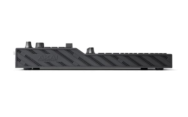 AKAI FORCE Itsenäinen musiikin tuotantoasema Sampleri MIDI USB Black