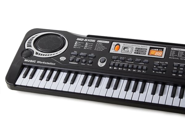 Keyboard / Elektriskt Piano - Inkl. Mikrofon