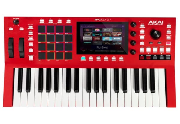 Akai MPC Key 37 - erillinen työasema