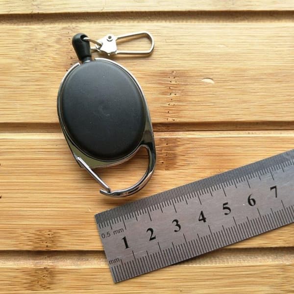 Nøkkelring med innfellbar ledning - beskyttelse mot ran