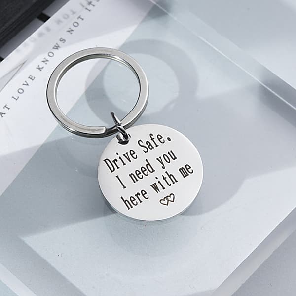 INF Nyckelring för bilnyckel "Drive safe" rostfritt stål Silver