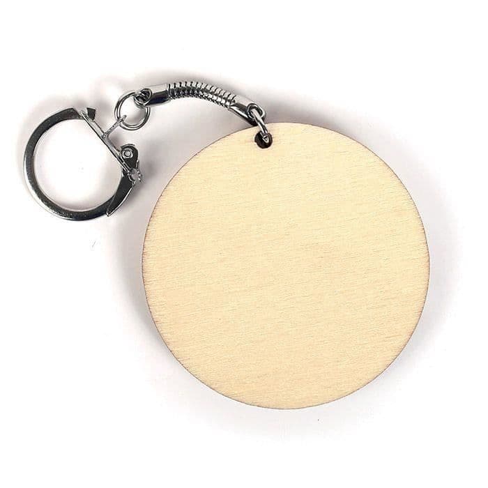 10 runda nyckelringar i trä Ø 5,5 cm