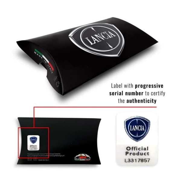 Lancia HF officiell metallnyckelring, 40 mm