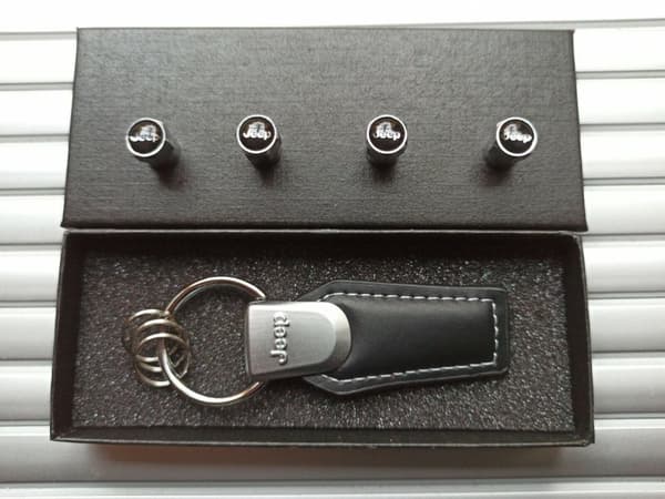 JEEP 2023 Luxury leather keyring key chain Key ring fob Gift box Set Fits all