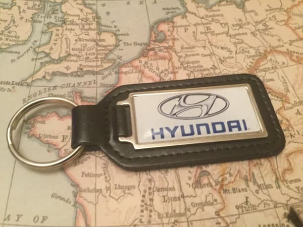 HYUNDAI Quality Black Real Leather Keyring OBLONG