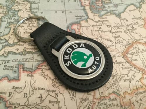 Skoda Printed Black Leather Key Ring Fob Octavia Fabia Superb Kodiq Rapid Pear