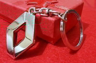 Renault Car Logo Clio, Laguna, Magane, Captur Metal Keyring with Gift Pouch (S1)