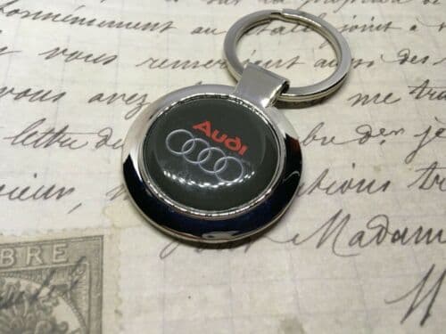Chrome Keyring With Printed Audi Logo A 1 2 3 4 5 6 7 8 S R Q RS TT