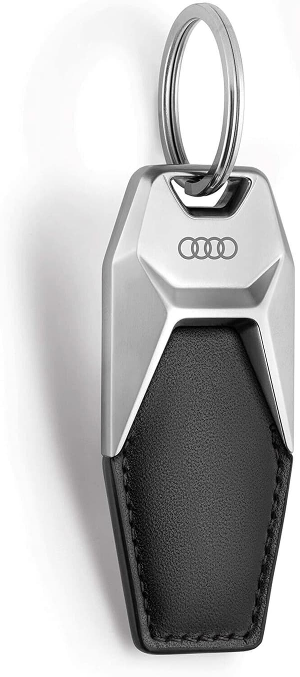 AUDI HIGH QUALITY KEYCHAIN KEYRING FOB SLINE QUATTRO A3 A4 A6 Q7