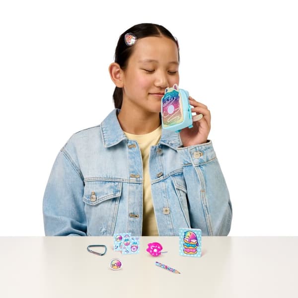 Real Littles Backpacks Scented Surprise Fruity Fox Bubble Gum