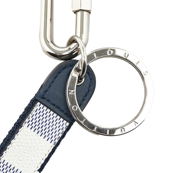 Pre-owned Louis Vuitton Damier Azur Coastline Matchpoint Dragonne Key Chain White
