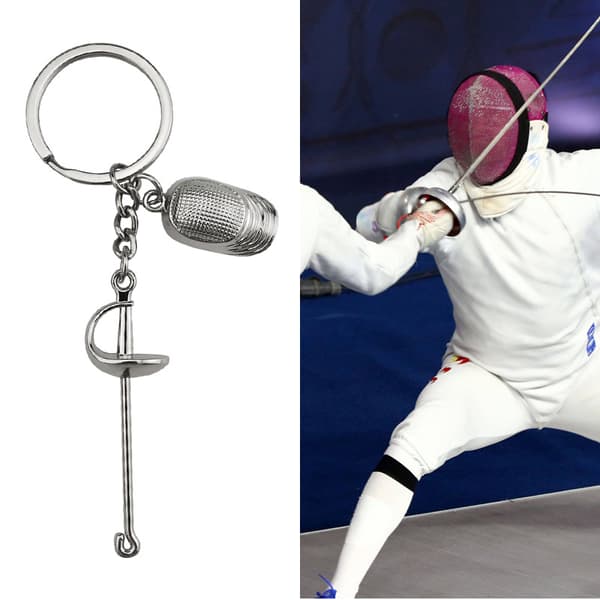 INF Nyckelring med Fäktningsvärja - Unik Sportgåva & Accessoar Model 1