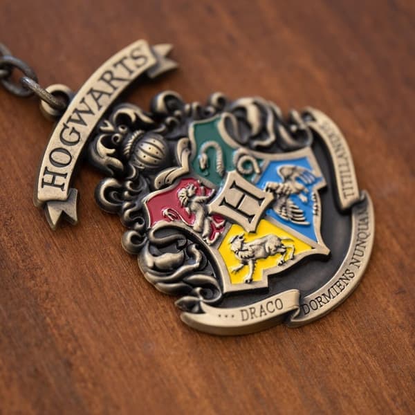 Harry Potter Hogwarts keychain