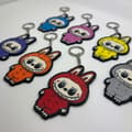 Pikkukuva 3 / 3: 2x Random Labubu Monster Macaron avaimenperä