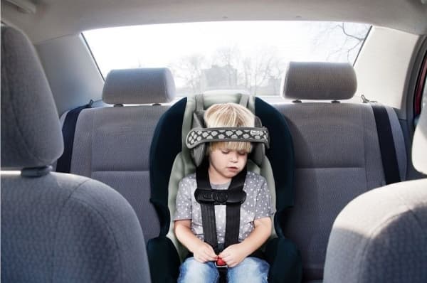 NapUp Headband supporting the car seat - gray