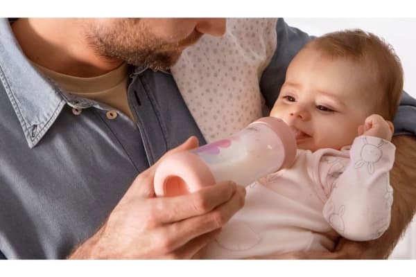 Chicco 00020347000000, Hampaita hoitava, Keskinopea virtaus, Koliikkia ehkäisevä venttiili, 2 kpl