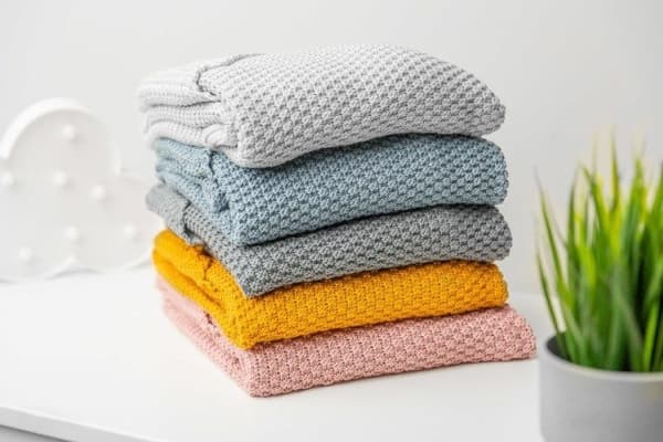 Sensillo SVADDLE MED HOOD 100% BAMBOO GIFT PINK