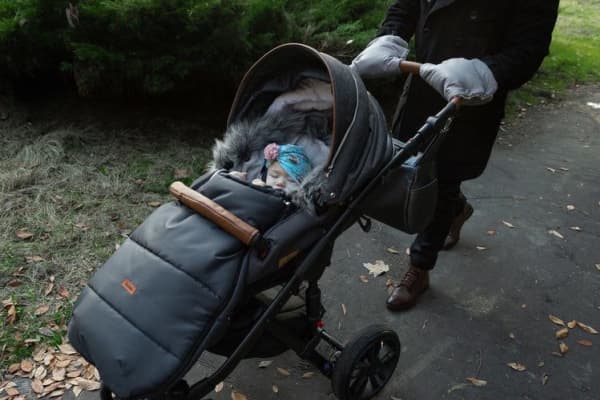 Sensillo TROLLEHANSKE / MUFF - MINKY GRÅ