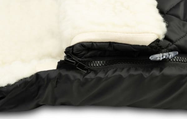 Sensillo sovsäck i quiltad ull - BLACK för barnvagn