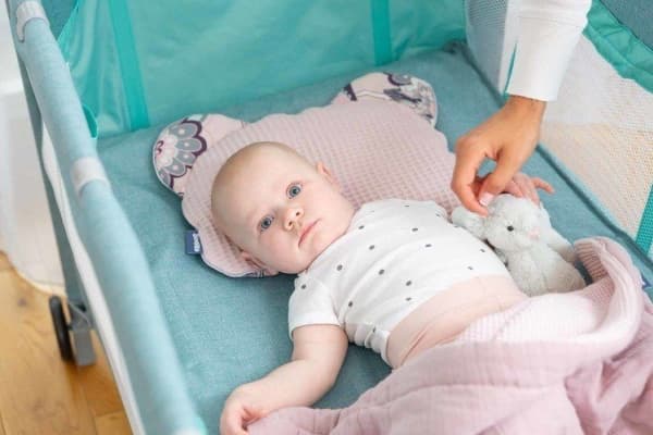 Caretero Caretero BASIC PLUS reiseseng, lekegrind + bag - rosa