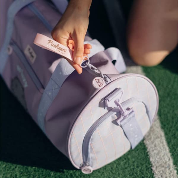 Pusheen - Sports-/rejsetaske fra Moments-kollektionen (30 x 50 cm)