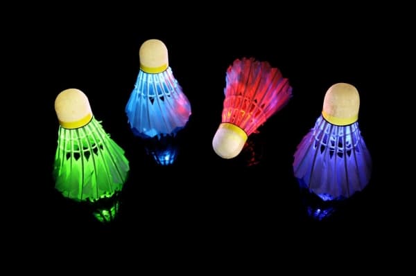 Badminton shuttles in tube Avento 65SF 4 pieces