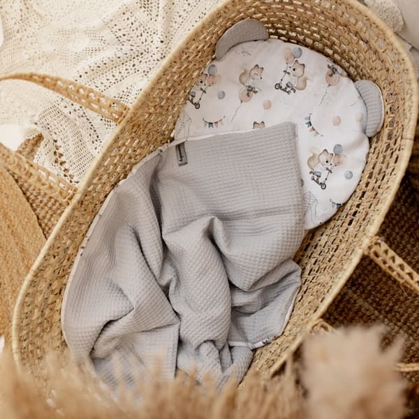 Vohveli Pillow Bear Fox | Vaaleanharmaa vohveli
