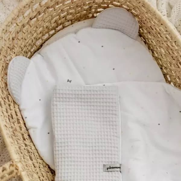 Vohveli Pillow Bear Dots | Vaaleanharmaa vohveli