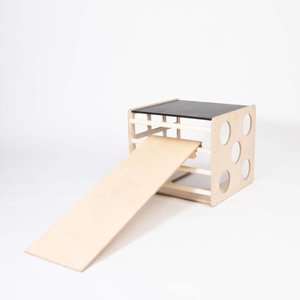 2-i-1 Montessori Klatrekube & Bord – Lege, læring og udvikling i ét CUBE +RAMP