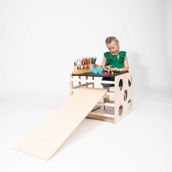 2-i-1 Montessori Klatrekube & Bord – Lege, læring og udvikling i ét