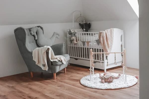 BABY GYM Pædagogisk/Gymnastic Stand Hvid