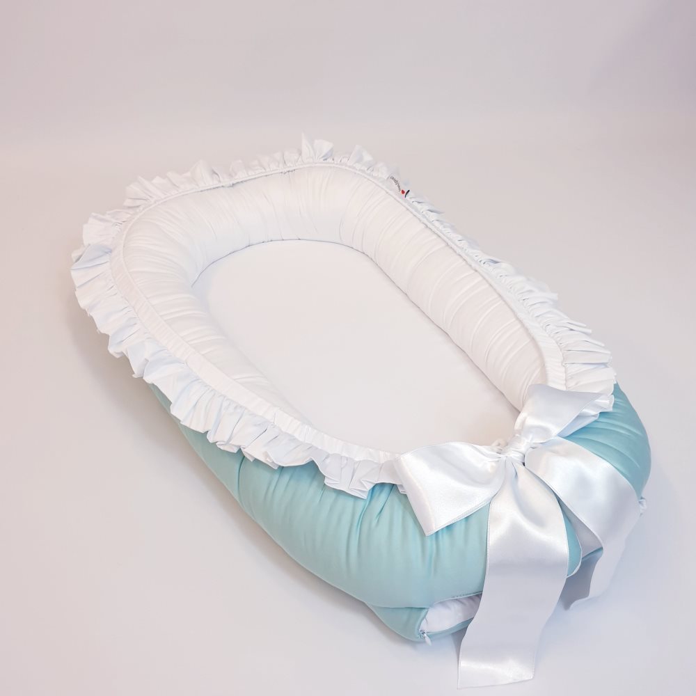 Babynest med volang, mintgrön