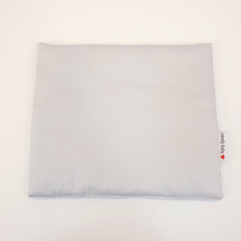 Platt babykudde, ljusgrå