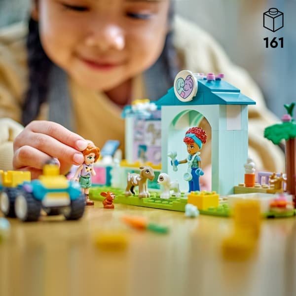 Lego Friends 42632 - Veterinærklinikk for bondegårdsdyr
