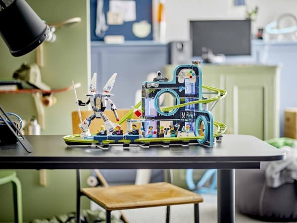 LEGO My City 60421 - Rutsjebane i robotverdenen