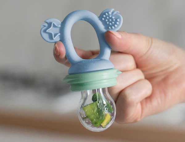 Food Feeder Silikon Cerulean and Sage Cherub Baby