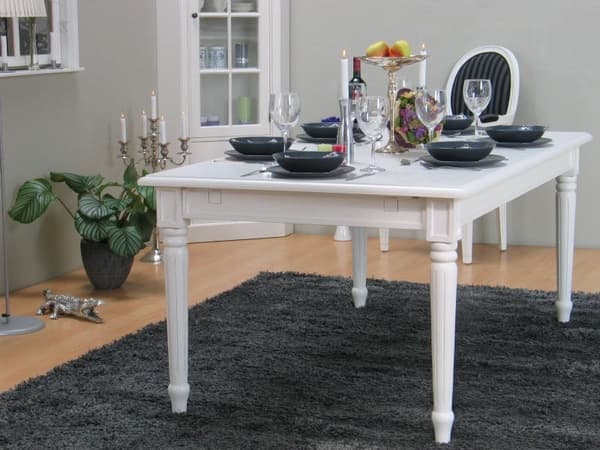Amaretta spisegruppe 100x180/280 inkl. 2 tillægsplader antik hvid med 6 Rokoko stole antik hvid/beige.