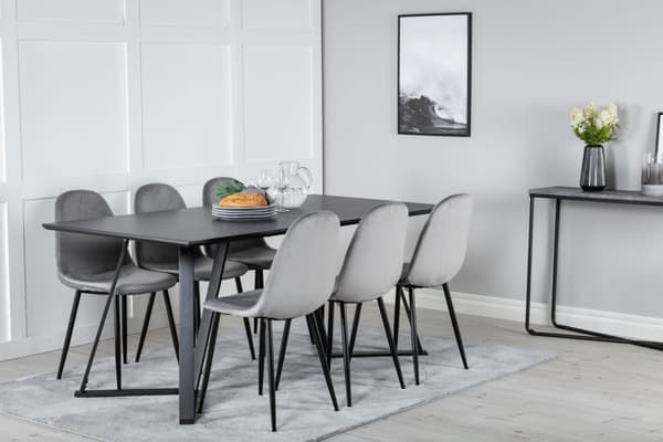 MarinaBLBL spisegruppe spisebord svart og 6 Polar spisestuestoler velour grå.