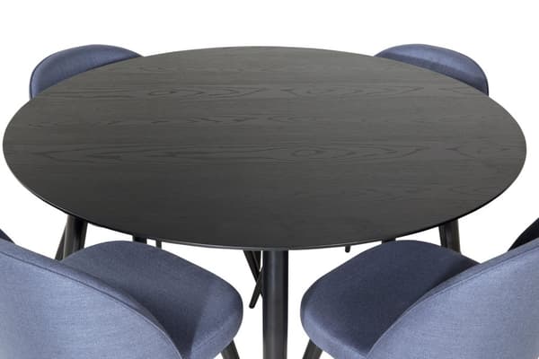 DippØ115BLBL matgrupp matbord svart och 4 Velvet matstola blå.