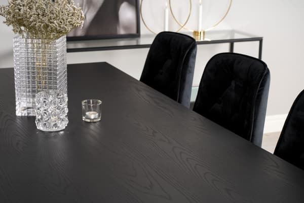 Dipp180x90BLBR spisegruppe spisebord svart og 6 Velvet Deluxe spisestuestoler velour svart, messing dekor.